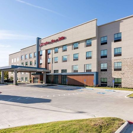 Hampton Inn & Suites Dallas East מראה חיצוני תמונה