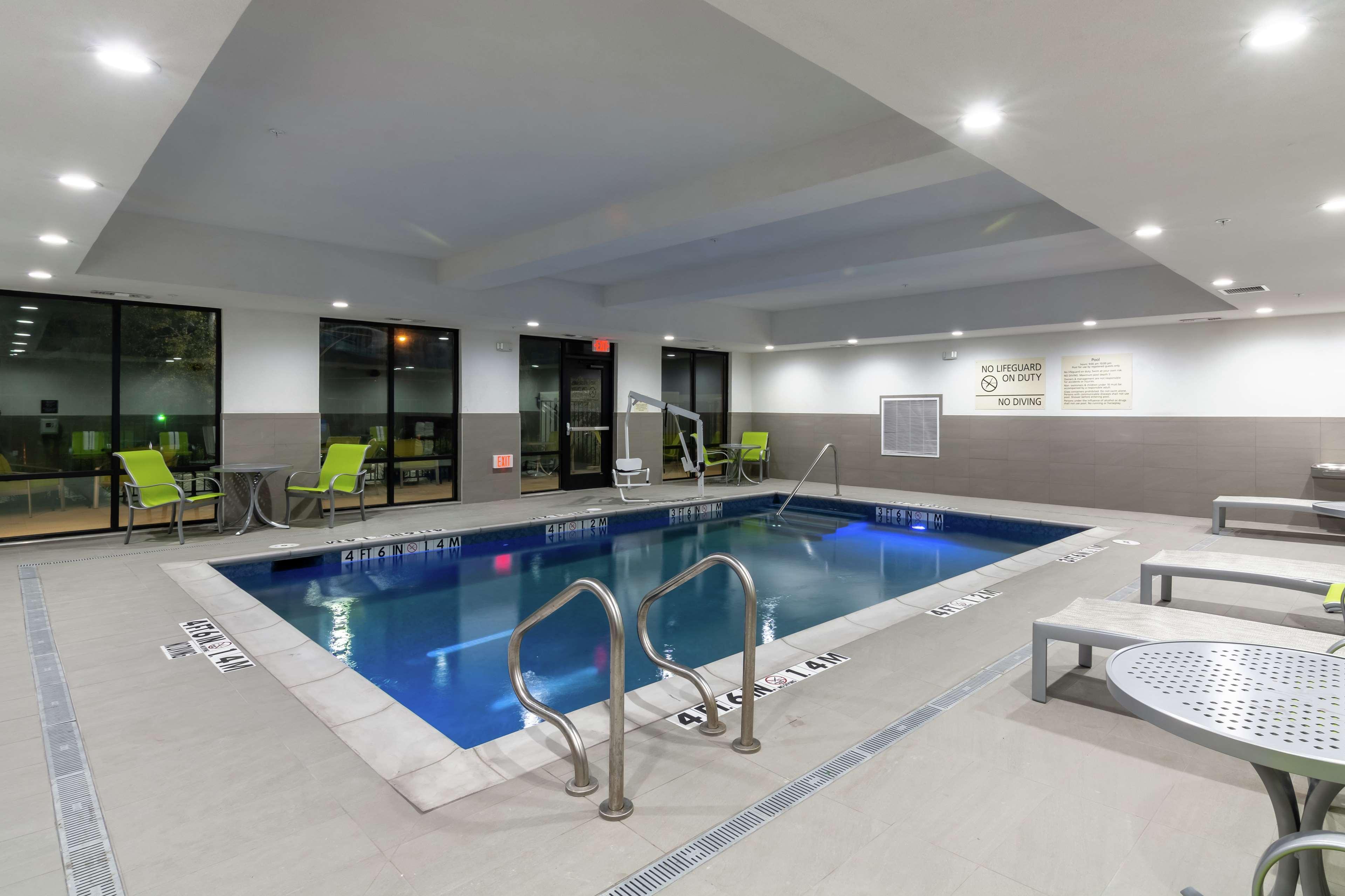Hampton Inn & Suites Dallas East מראה חיצוני תמונה
