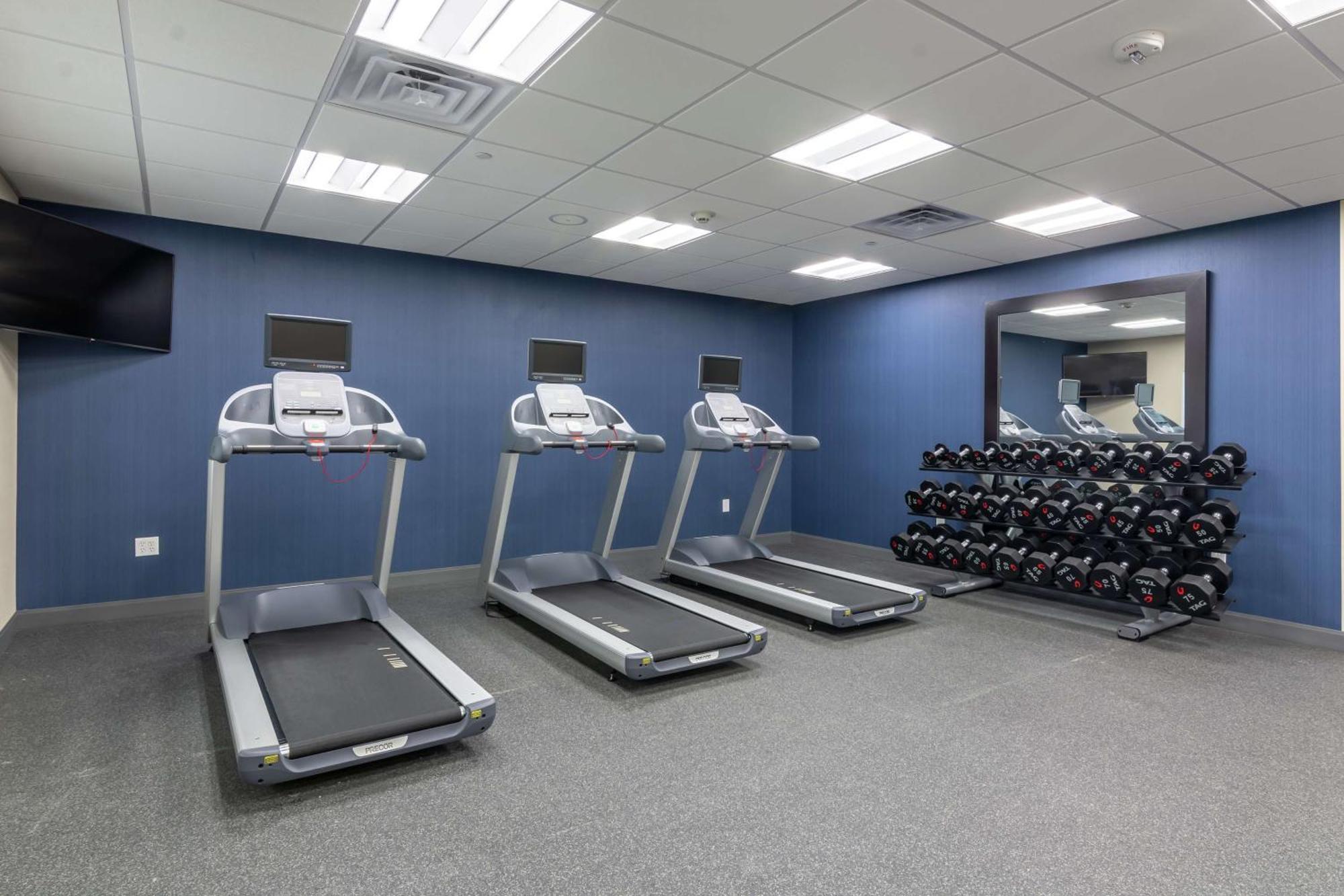 Hampton Inn & Suites Dallas East מראה חיצוני תמונה