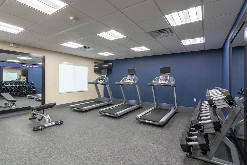 Hampton Inn & Suites Dallas East מראה חיצוני תמונה